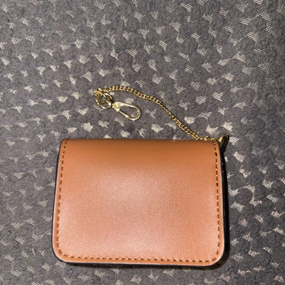 Calvin Klein Brown Card Holder with Gold Chain - Picture 3 of 4